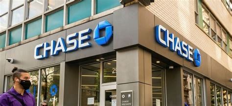 Get to know the Open and Close Times of <b>Chase</b> <b>Bank</b> during Weekdays, i. . Chase bank hours on friday